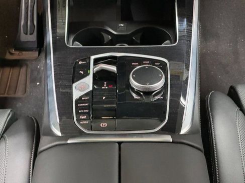 New 2026 BMW X5 xDrive40i w/ M Sport Package image 17