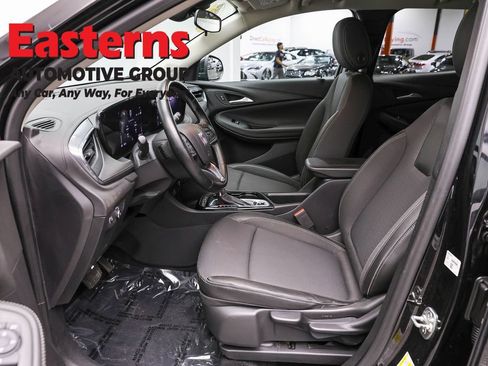 Used 2024 Buick Encore GX Preferred FWD image 13