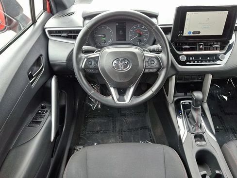 Used 2024 Toyota Corolla Cross AWD Hybrid image 11