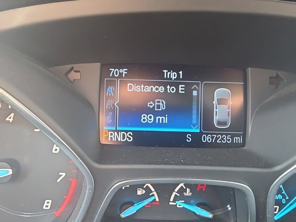 Used 2016 Ford Escape Titanium w/ Equipment Group 301A AWD/4WD image 16