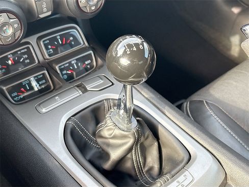 Used 2010 Chevrolet Camaro SS w/ LPO, Ground Effects Package image 15