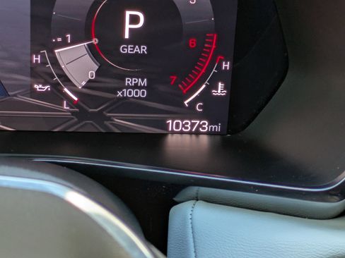 Used 2024 GMC Canyon AT4X image 25