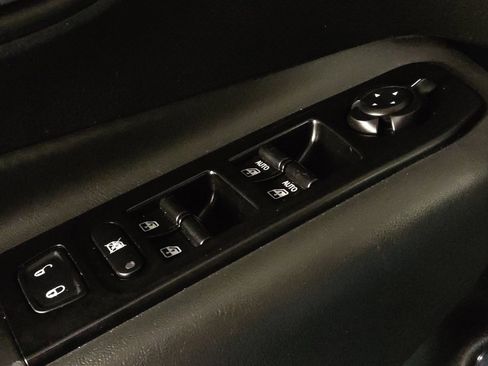 Used 2020 Jeep Renegade Altitude FWD image 27