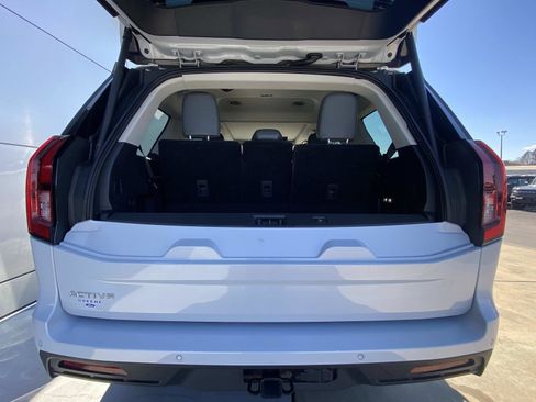 Used 2025 Ford Expedition Active image 8