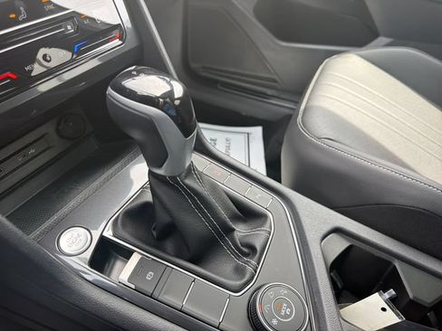 Certified 2023 Volkswagen Tiguan SE R-Line AWD/4WD image 23