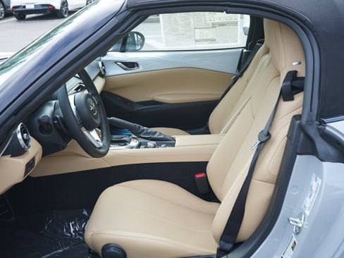 New 2026 MAZDA MX-5 Miata Grand Touring w/ Weather Package RWD image 16