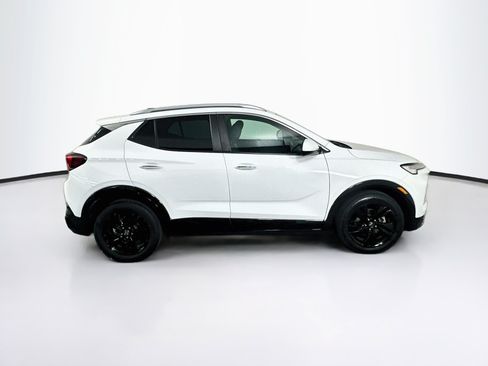 Used 2024 Buick Encore GX Sport Touring FWD image 10
