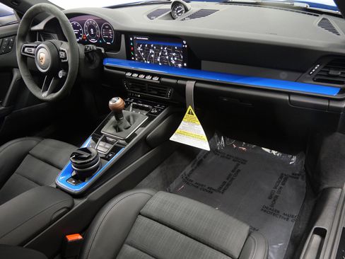 Used 2026 Porsche 911 Carrera T image 14