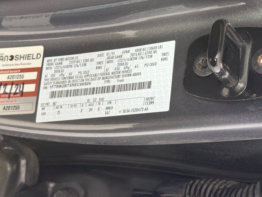 Used 2024 Ford F250 XLT w/ XLT Premium Package AWD/4WD image 29
