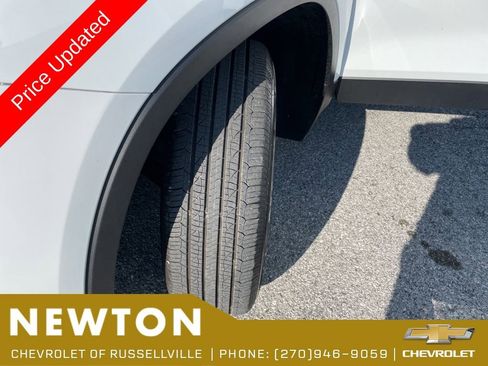 Used 2022 Chevrolet Trax LT AWD/4WD image 54