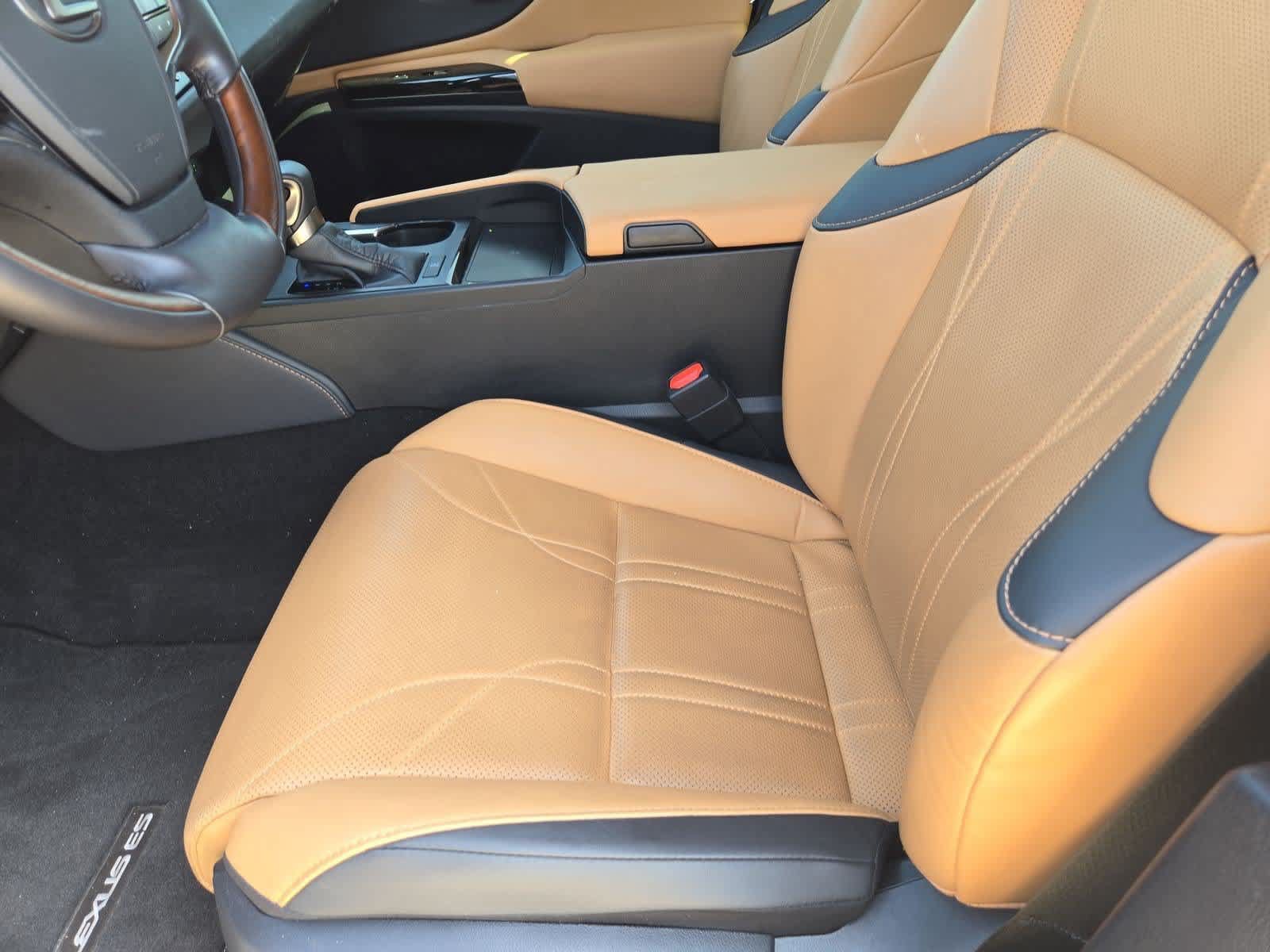Used 2024 Lexus ES 350 w/ Technology Package FWD image 14