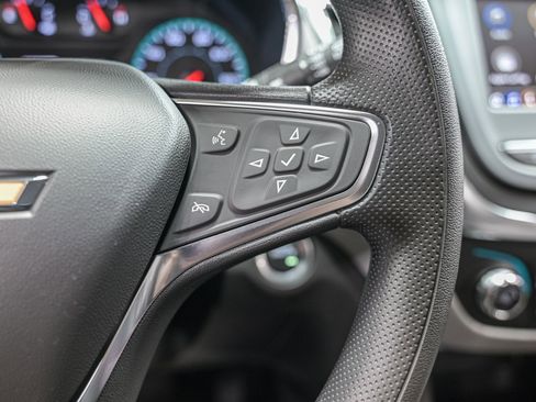 Used 2023 Chevrolet Equinox LS w/ LS Convenience Package image 21