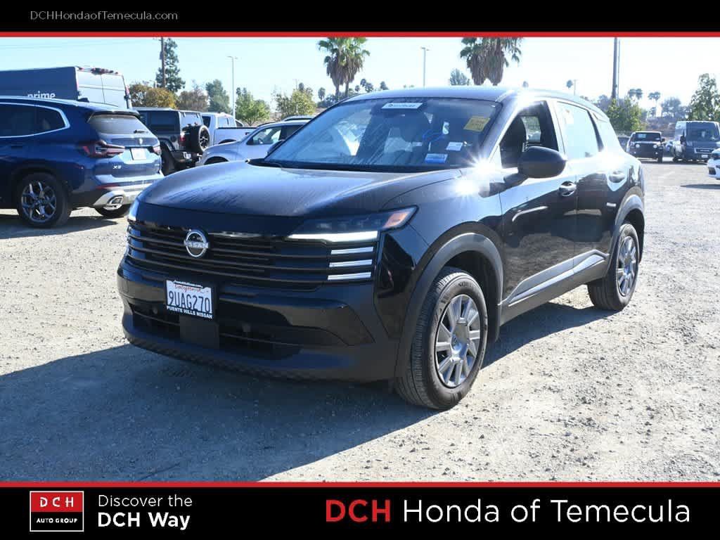 Used 2025 Nissan Kicks S FWD image 1
