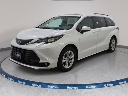 Certified 2025 Toyota Sienna XLE w/ XLE Plus Package