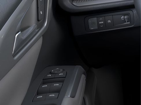 New 2026 Chevrolet Traverse LT image 22