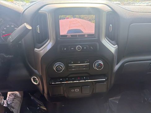 Used 2023 Chevrolet Silverado 1500 Custom AWD/4WD image 29
