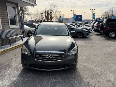 Used 2013 INFINITI M37 w/ Premium Pkg image 8