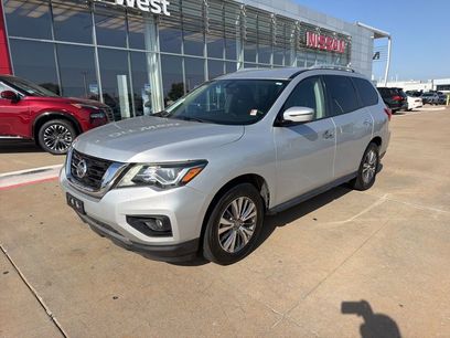 Used 2019 Nissan Pathfinder SV