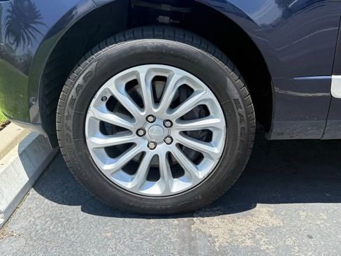 Used 2014 Land Rover Range Rover Supercharged image 33