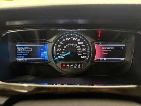 Used 2018 Ford Taurus Limited image 16