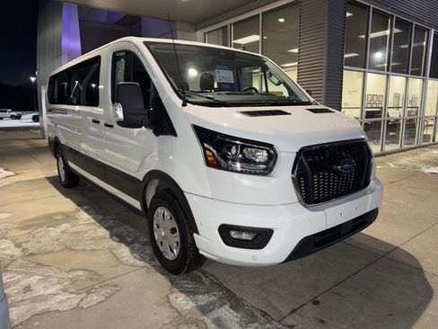 Certified 2023 Ford Transit 350 XLT image 9