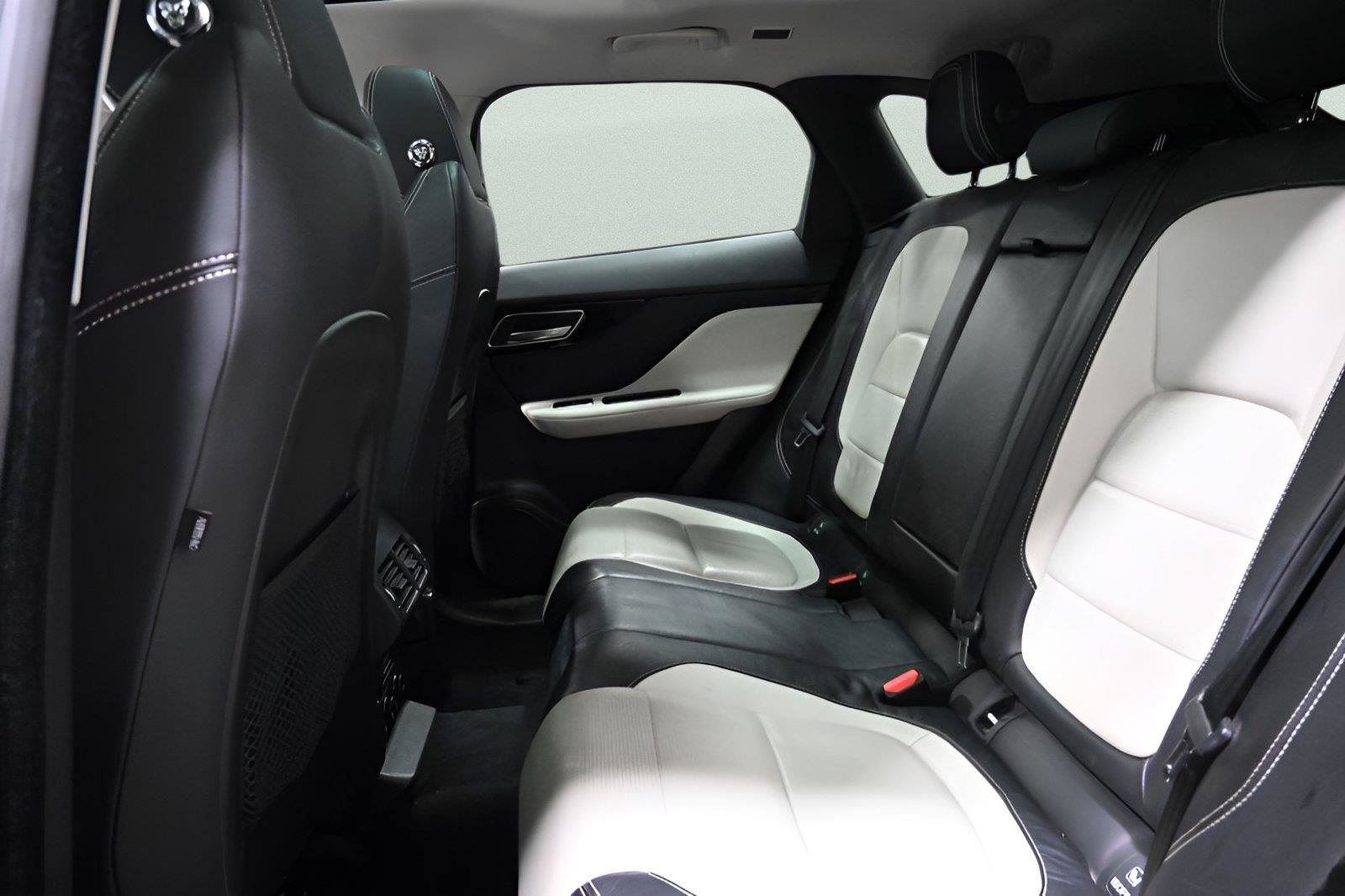 Used 2018 Jaguar F-PACE R-Sport AWD/4WD image 14