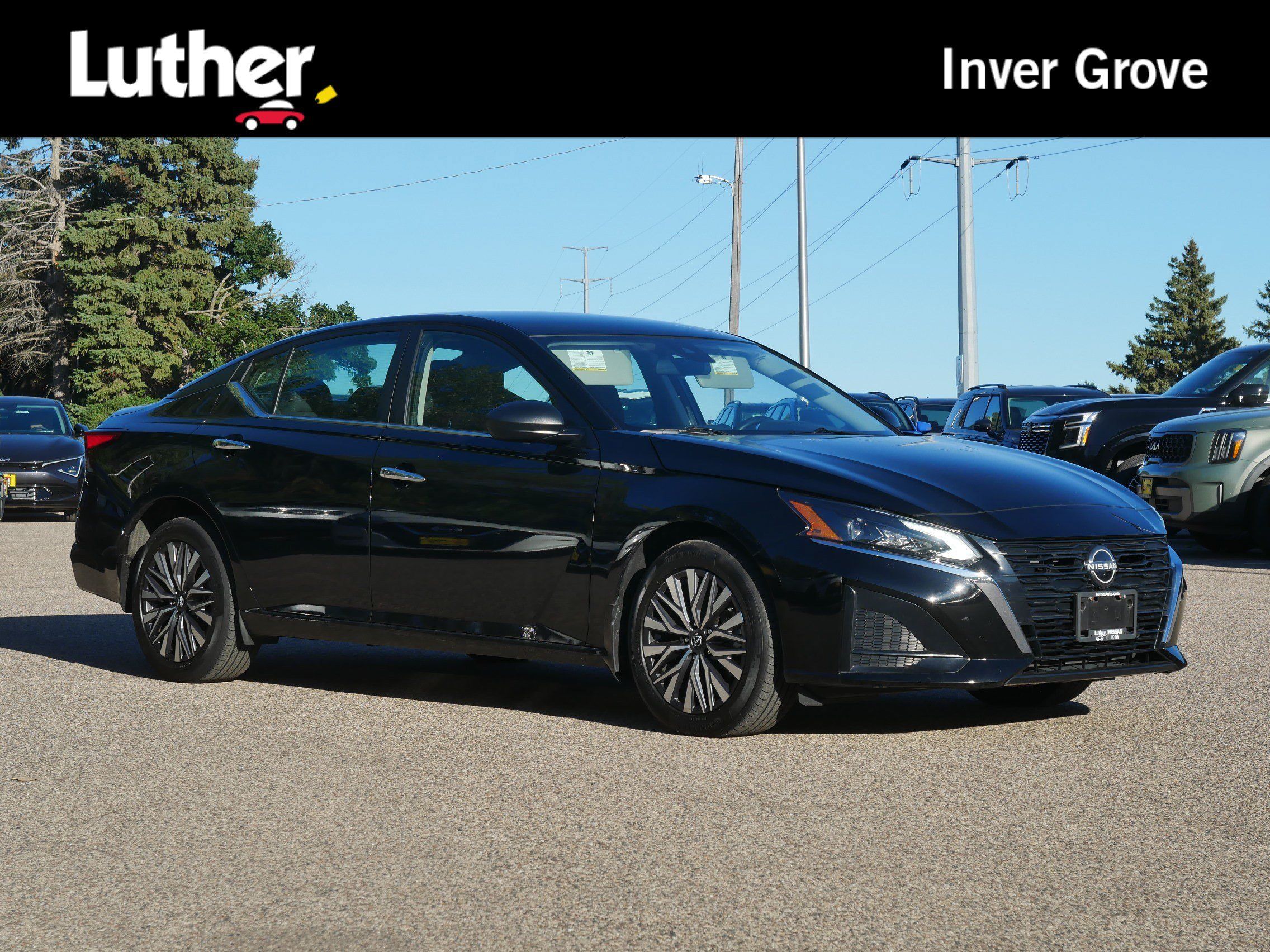 Certified 2024 Nissan Altima 2.5 SV AWD/4WD image 1