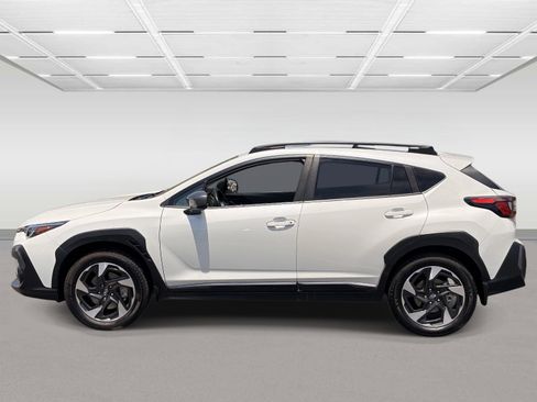 Certified 2024 Subaru Crosstrek 2.5i Limited w/ Crosstrek Mirror Package AWD/4WD image 2