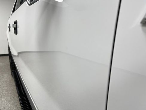 Used 2012 Ford F150 XLT w/ XLT Chrome Pkg image 11