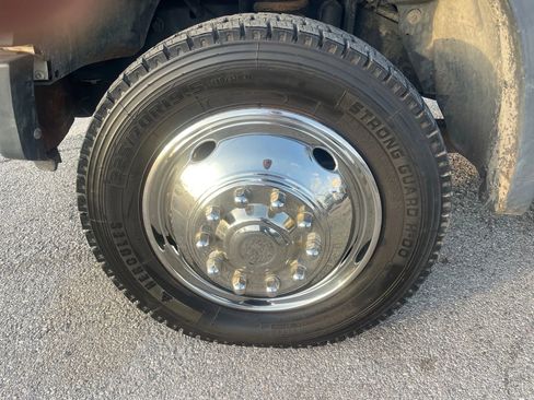 Used 2008 Ford F550 2WD Crew Cab Super Duty image 10