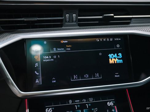 Used 2022 Audi RS 6 image 37