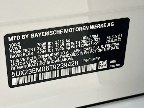 Used 2026 BMW X7 xDrive40i w/ M Sport Package AWD/4WD image 50
