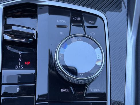 Used 2026 BMW X6 M60i image 8