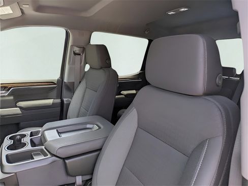 New 2026 GMC Sierra 1500 Elevation image 13