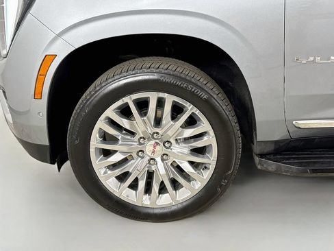 Used 2026 GMC Yukon Elevation w/ Elevation Premium Package AWD/4WD image 38
