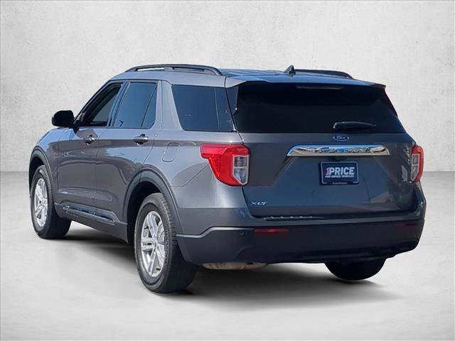Used 2024 Ford Explorer XLT RWD image 8
