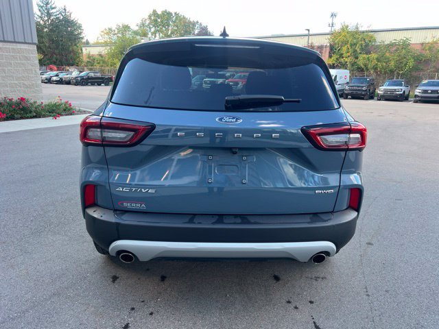 Used 2024 Ford Escape Active AWD/4WD image 6