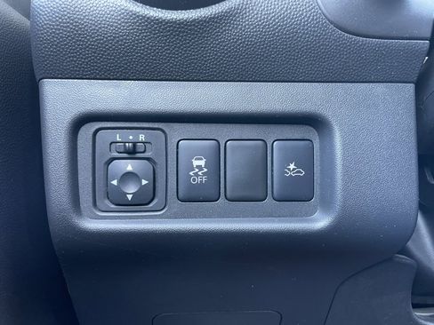 Used 2022 Mitsubishi Mirage ES image 40