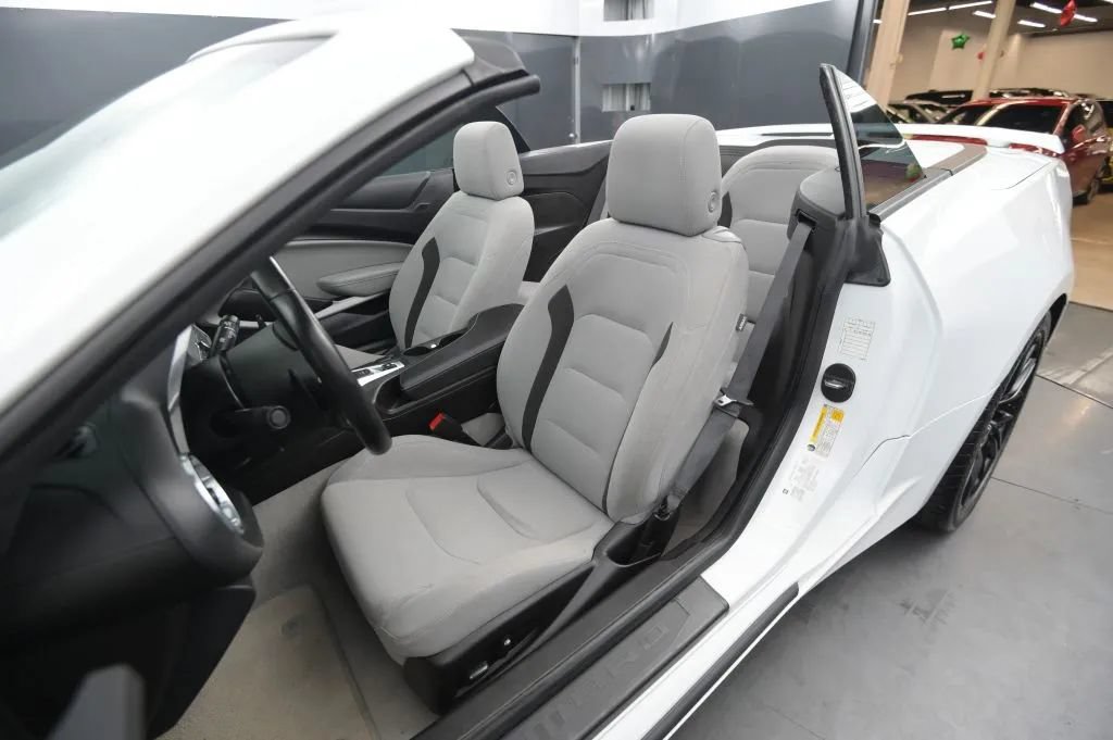 Used 2023 Chevrolet Camaro LT RWD image 39
