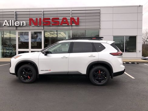 New 2026 Nissan Rogue Rock Creek image 11