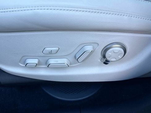 Used 2025 Genesis GV80 3.5T Prestige image 18