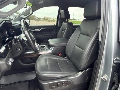 Used 2023 GMC Sierra 1500 SLT w/ SLT Convenience Package AWD/4WD image 18