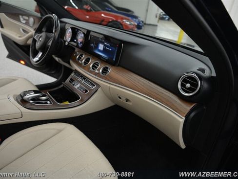 Used 2018 Mercedes-Benz E 300 w/ Premium 1 Package image 20