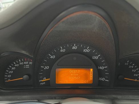 Used 2003 Mercedes-Benz C 230 Coupe image 27