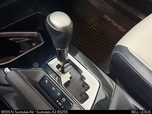 Used 2016 Toyota RAV4 Limited image 23