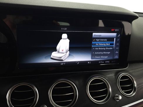 Used 2017 Mercedes-Benz E 300 4MATIC image 25