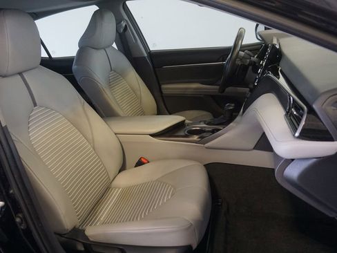 Certified 2022 Toyota Camry SE w/ Convenience Package FWD image 23