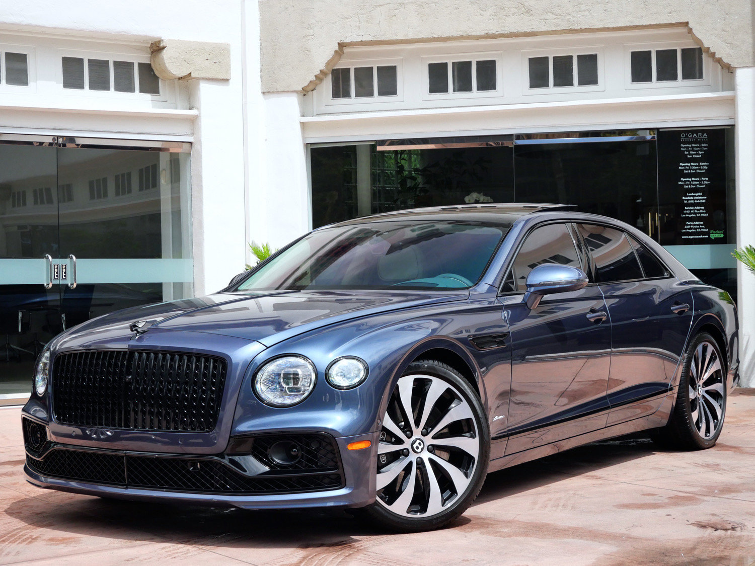 Used 2023 Bentley Flying Spur Azure AWD/4WD image 12