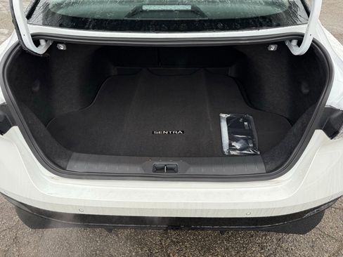 New 2026 Nissan Sentra SL FWD image 38