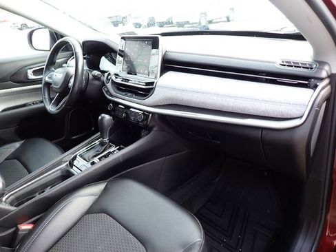 Used 2022 Jeep Compass Latitude w/ Convenience Group image 13